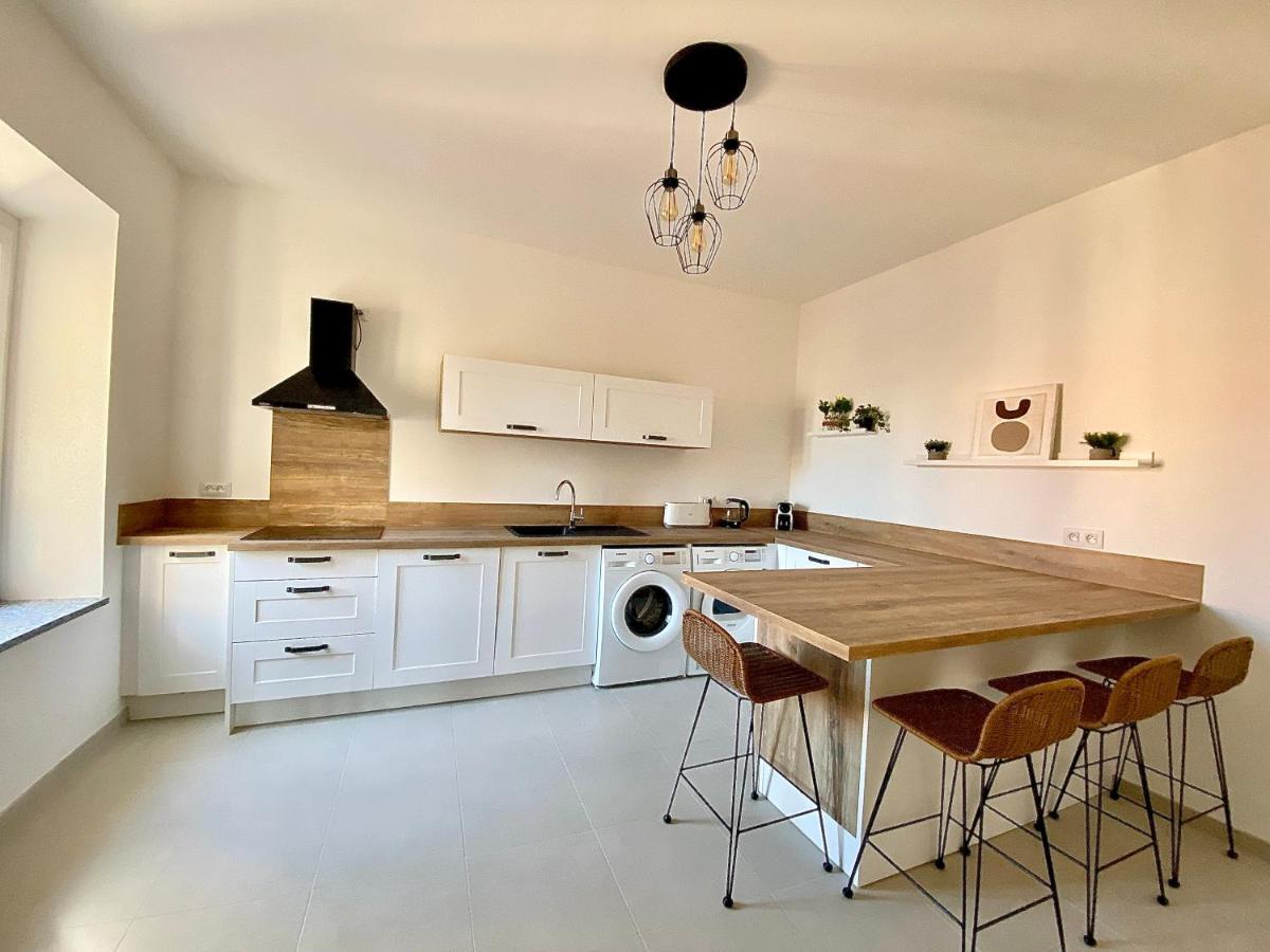 Montee Fleurie Apartment Ментона Екстериор снимка