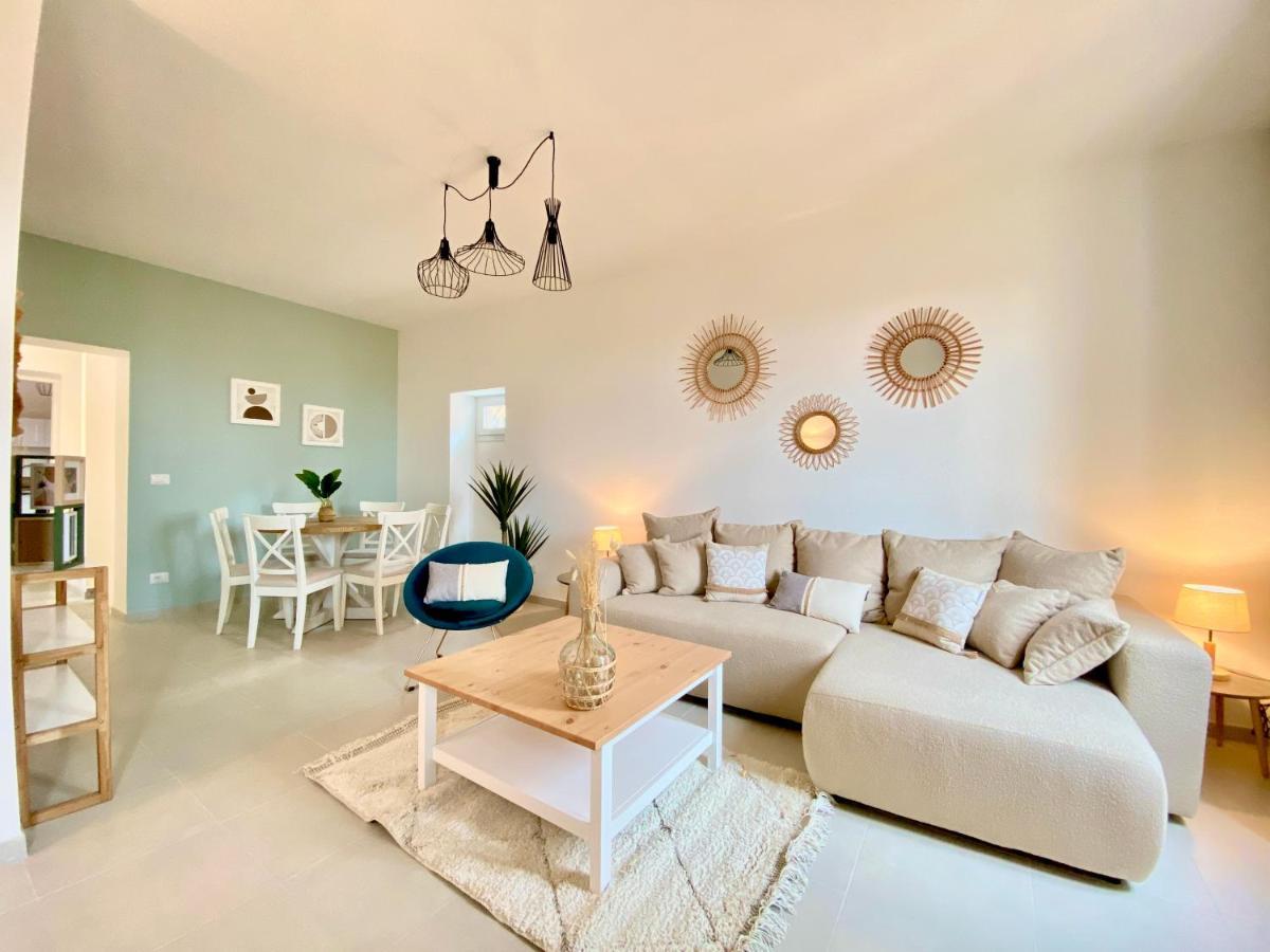 Montee Fleurie Apartment Ментона Екстериор снимка